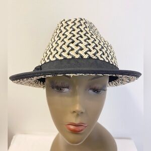 Elegant Woven Fedora Hat